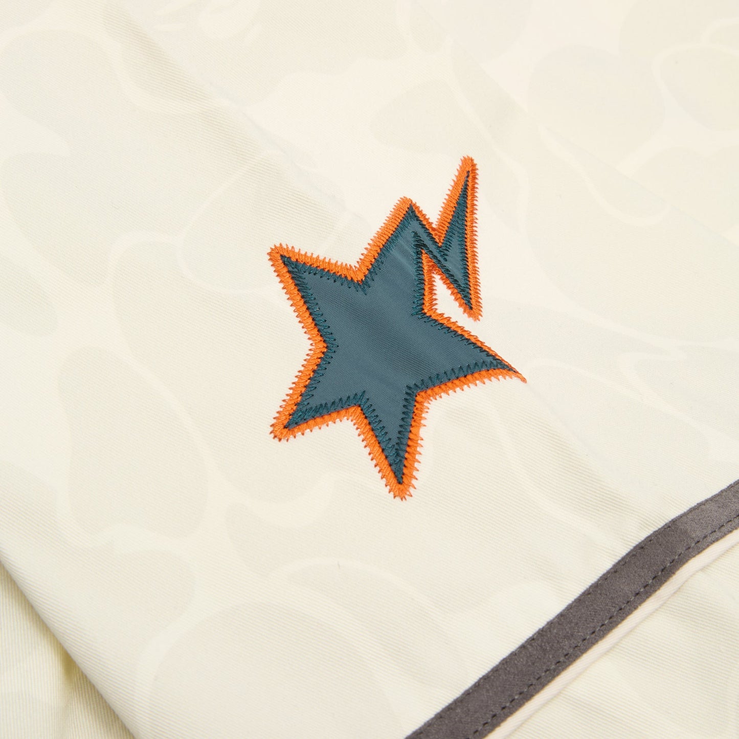 A Bathing Ape Solid Camo Multi Logo Baseball Ss Shirt M (Ivory)