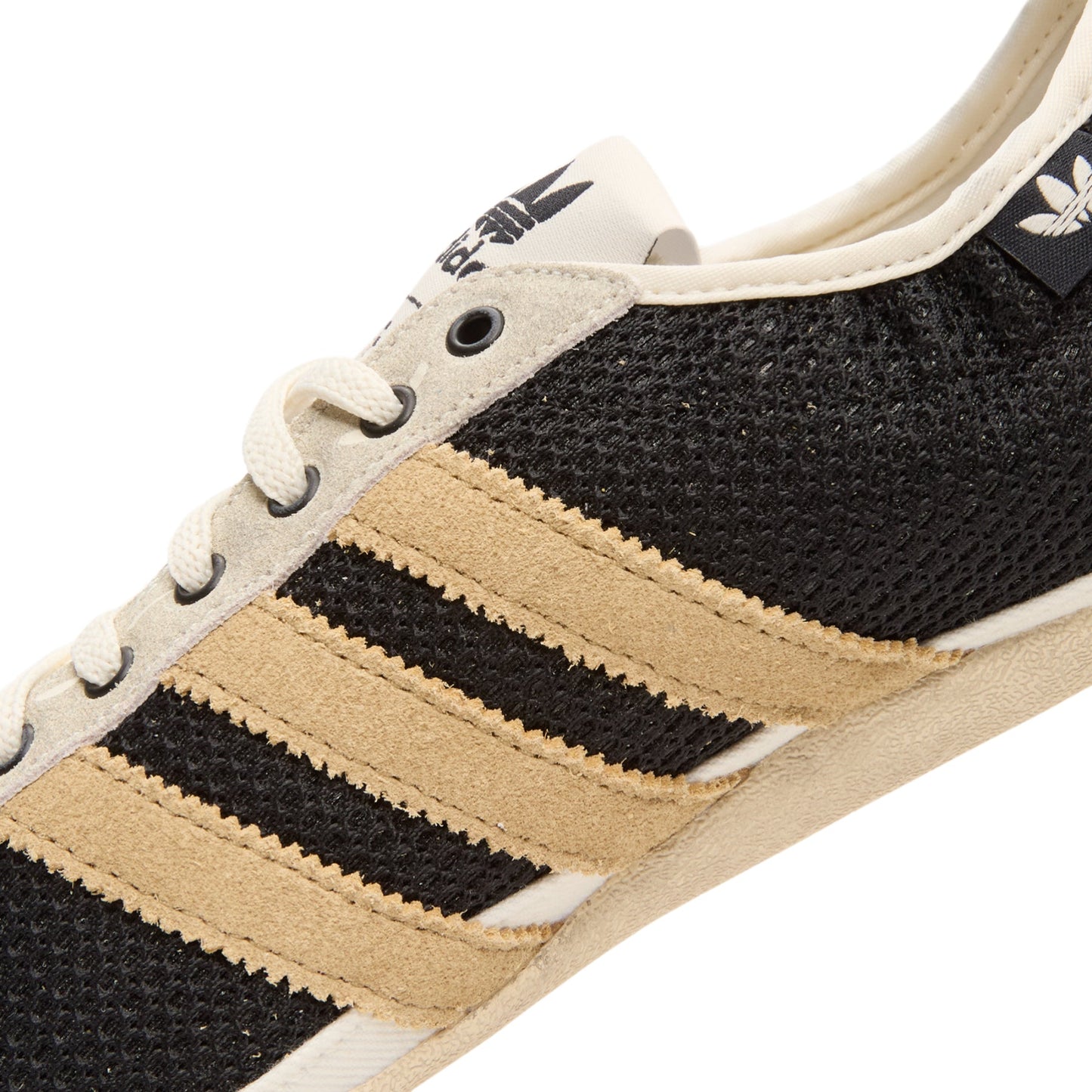 adidas Tokyo W SFTM (Core Black/Beige Tone/Gold Met.)