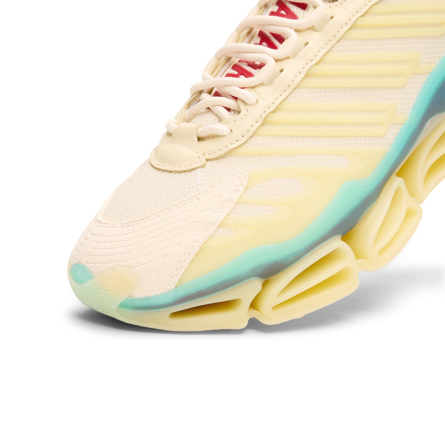 adidas Chavarria Megaride AG  (Crewht/Warvan/Powred)