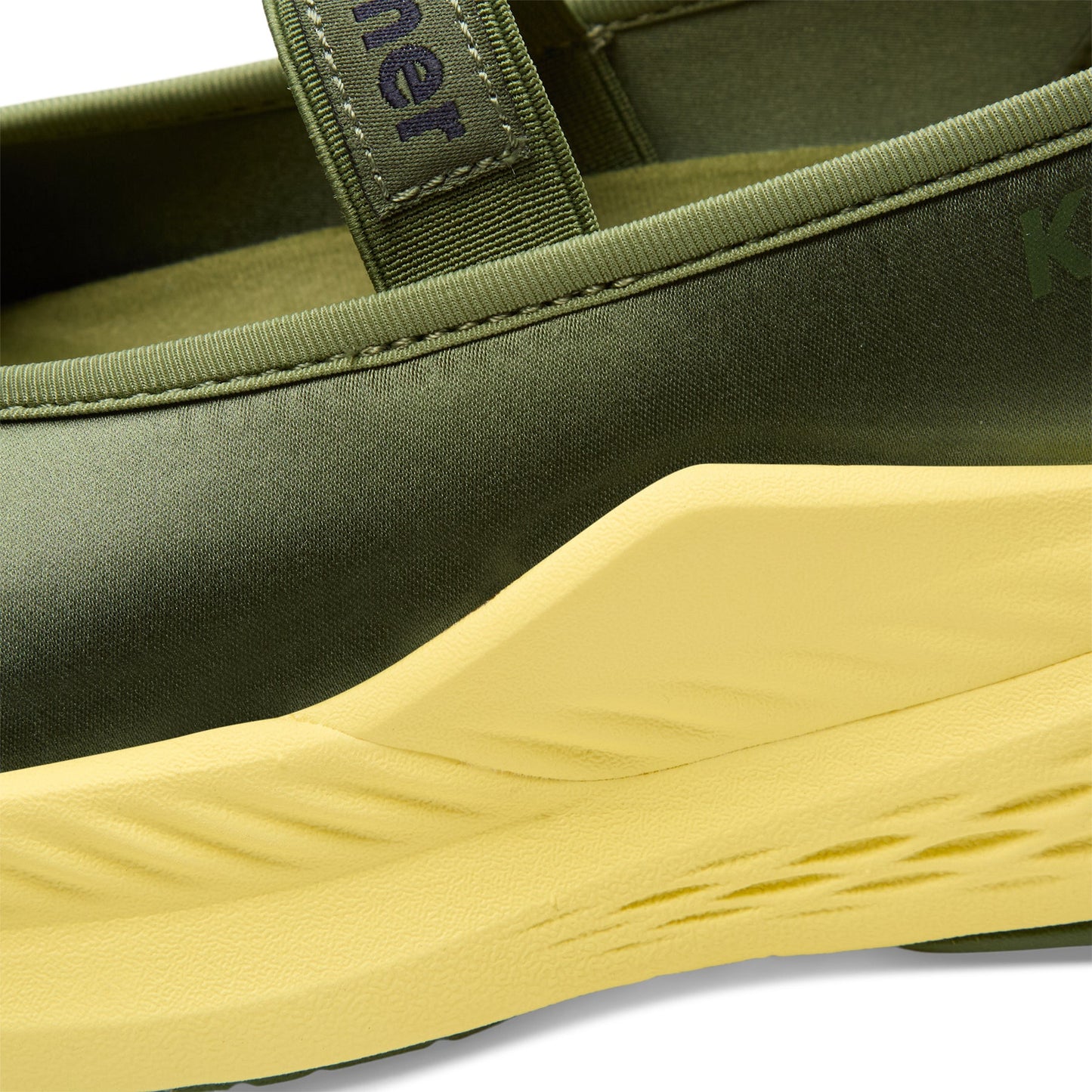 Karhu Mestari Kesa Run (Cedar Green / Limelight)