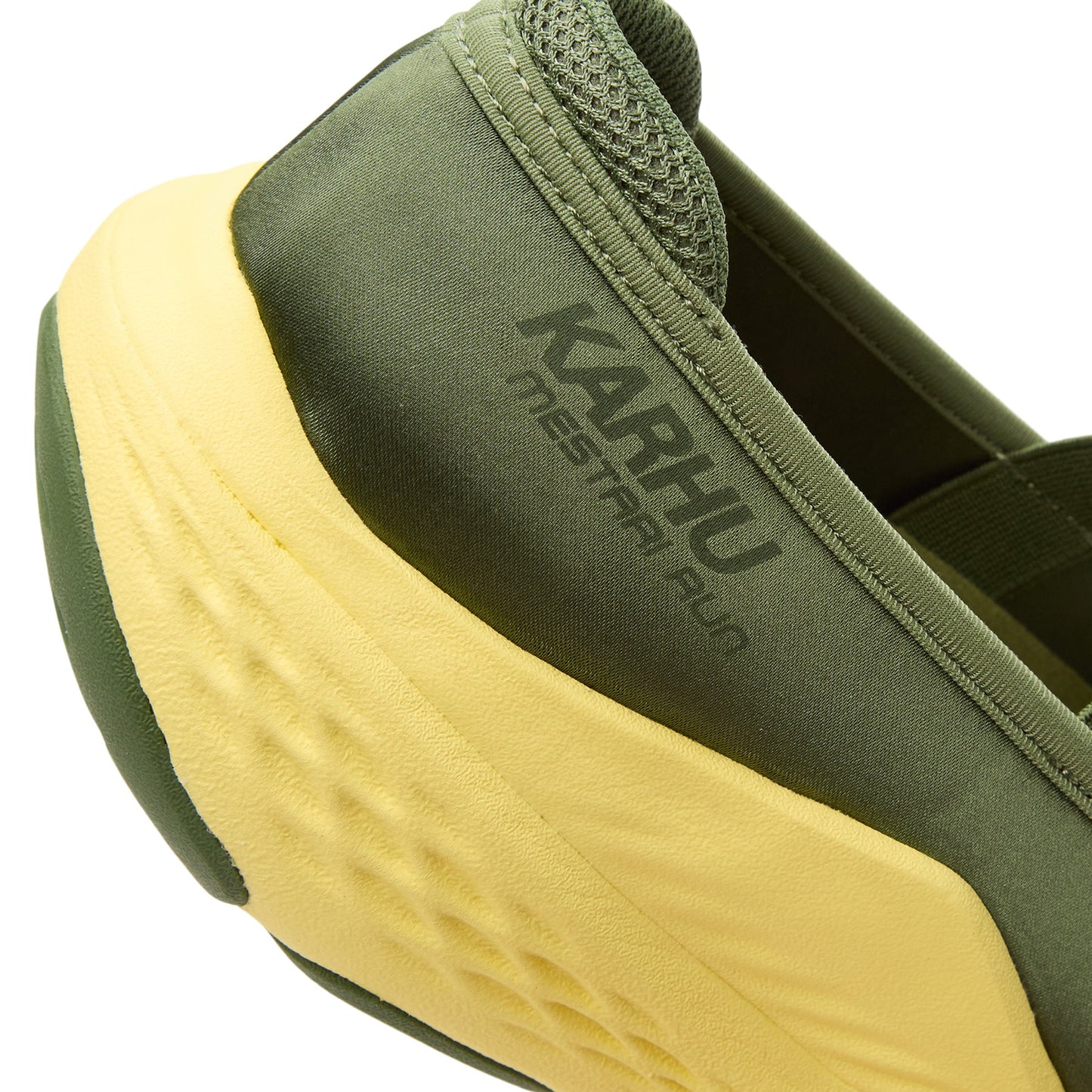 Karhu Mestari Kesa Run (Cedar Green / Limelight)